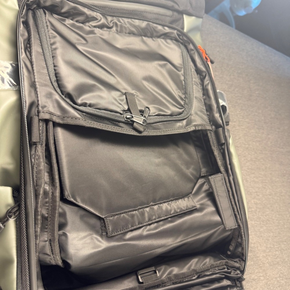 WANDRD PRVKE 31 Liter Backpack Sage Green Camera Laptop Travel Bag NEW - Picture 15 of 16